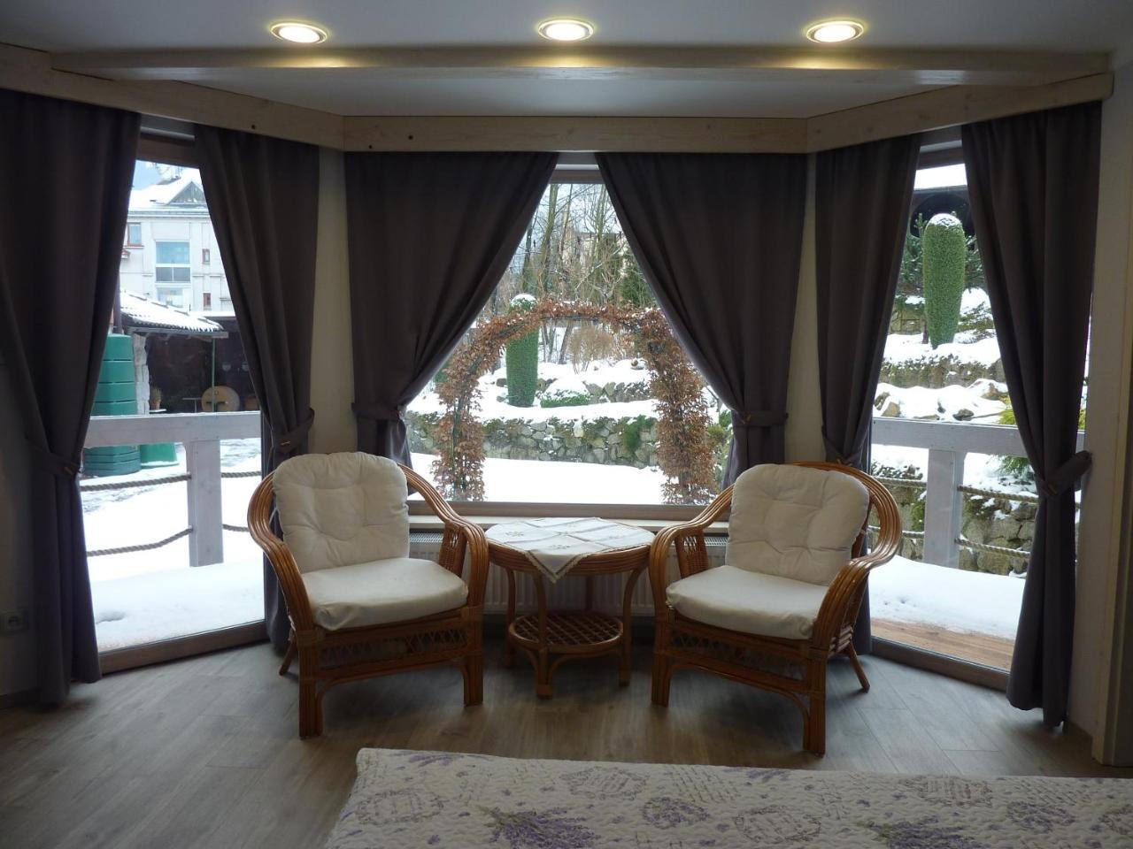 Pension Ayky Jablonec nad Nisou Exterior photo